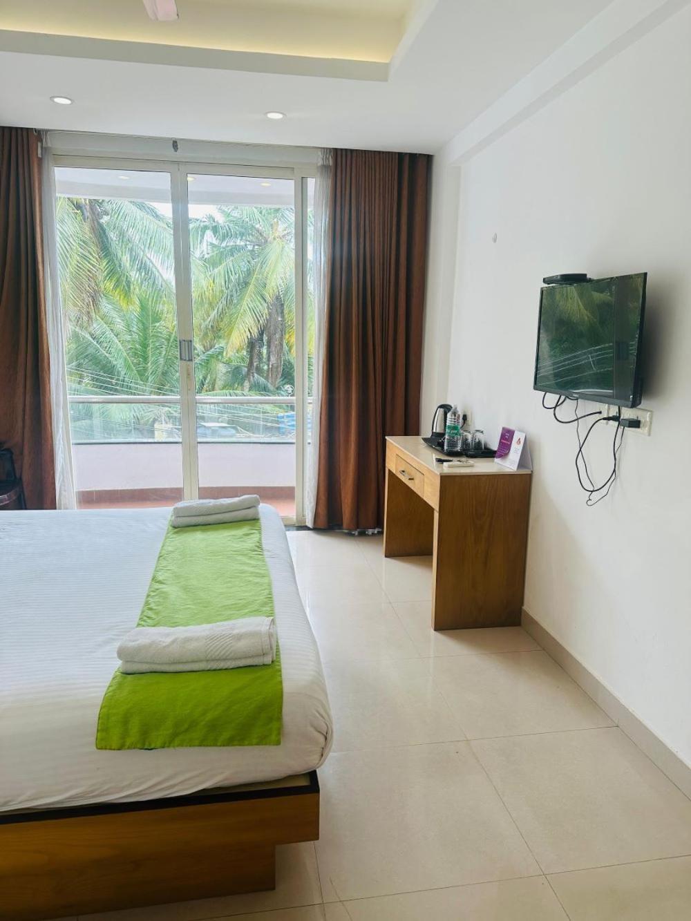 Cilantro By The Sea Hotel Thiruvananthapuram Ngoại thất bức ảnh